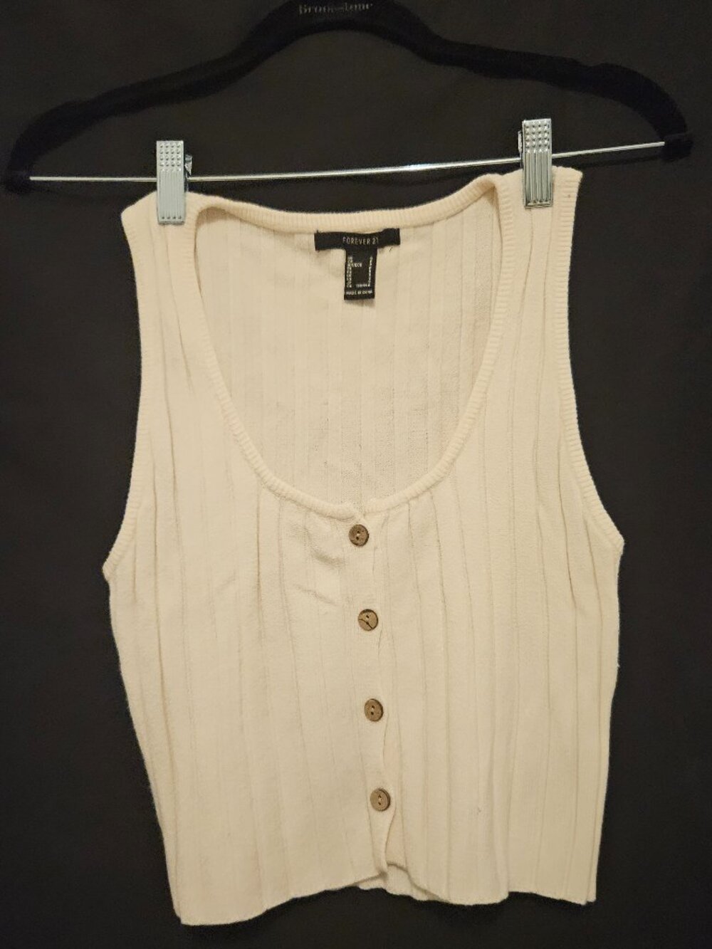 Forever 21 Ribbed Knit Crop Vest Top Cream Button Front Sleeveless Scoop Neck S